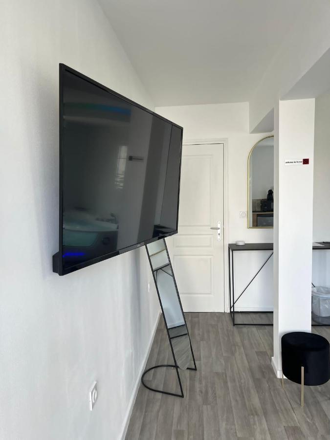 Ng Suitehome - Queven - Balneo - Netflix - Wifi Buitenkant foto