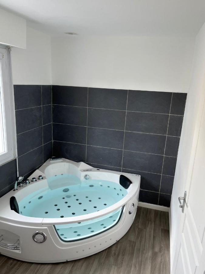 Ng Suitehome - Queven - Balneo - Netflix - Wifi Buitenkant foto